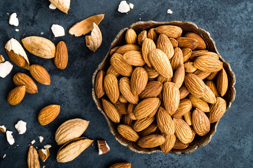 Benefits of Soaked Almonds - Asian Blog