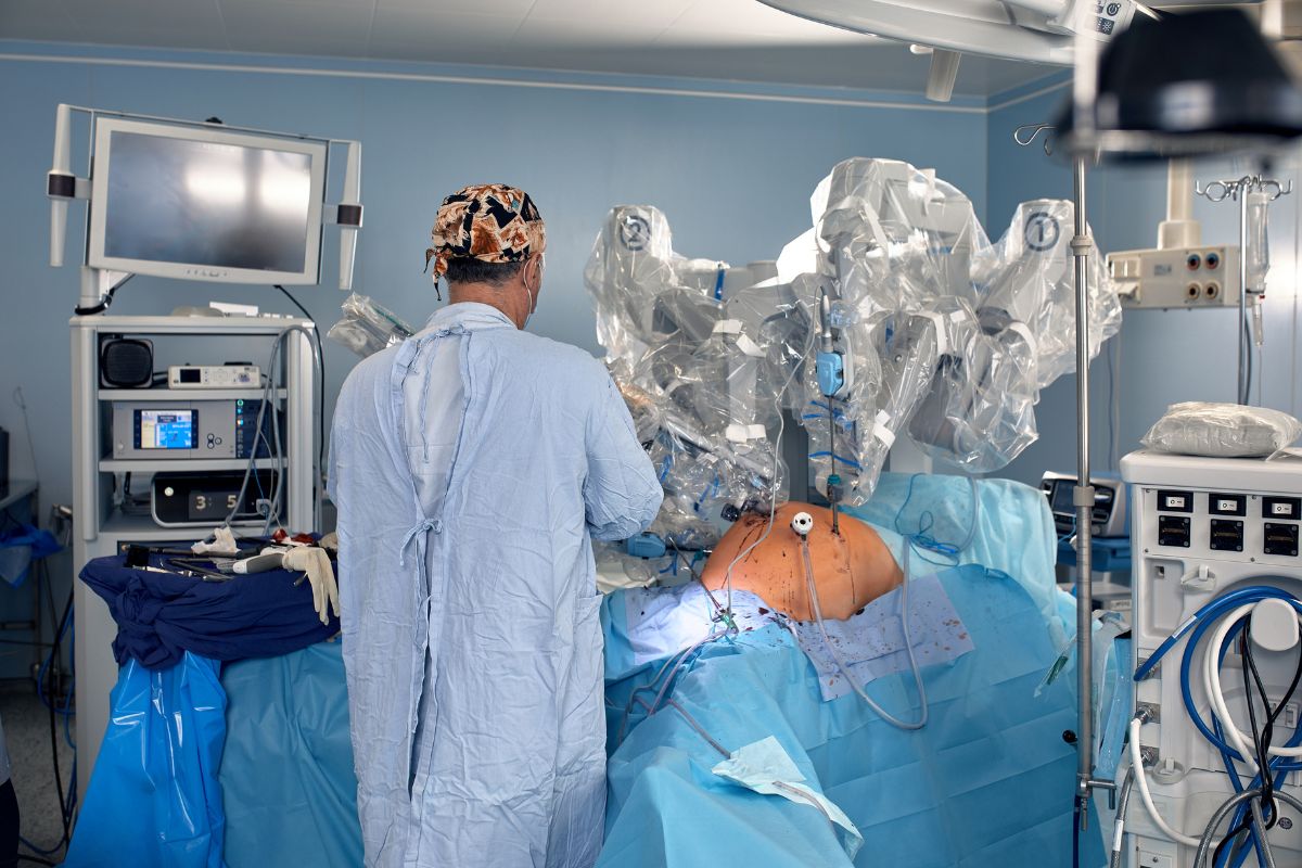 Revolutionising Healthcare: The Rise of Robotic Surgery